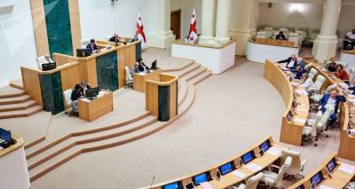 Парламент Грузии выразил доверие новому составу правительства