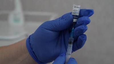 Более 50 тыс. москвичей записались на прививку от коронавируса
