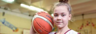 Новая звезда баскетбола: как юная гомельчанка покоряет вершины, обыгрывает пацанов и стремится в профи