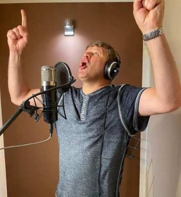 «Только не Бузову»: Дмитрий Губерниев предложил песни вместо гимна РФ на Олимпиаде