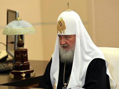 Патриарх Кирилл призвал не покупать «левые» свечи