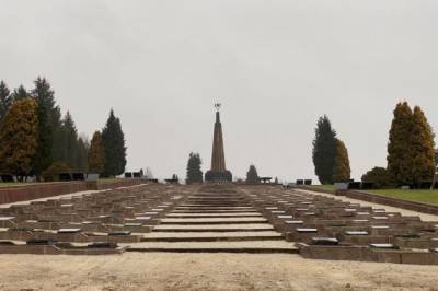 В Словакии установили мемориальные плиты с именами советских солдат