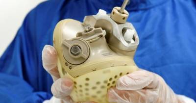 В Европе впервые в истории разрешили пересадку полностью искусственного сердца (фото) - focus.ua - Франция