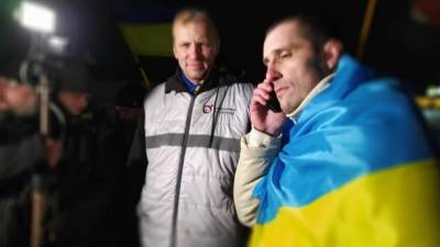 Политзаключенный Кремля Шумков вернулся в Украину