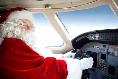 Санта-Клаус отправился в свой праздничный рейс