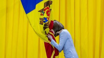 Государственным языком на сайте президента Молдавии стал румынский