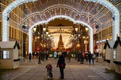 В Петербурге разрешили ресторанам в праздники открыть зимние террасы