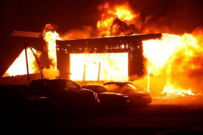 Возле базы морской пехоты в Калифорнии случился пожар