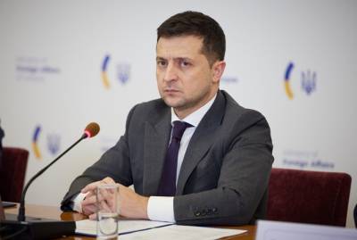 Президент заявил, что в Конституционном суде работают "дети Януковича" и "племянники Порошенко"