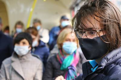 Ношение масок защитило россиян от ряда инфекций, заявили в Роспотребнадзоре