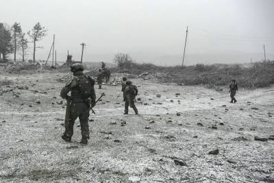 Российские миротворцы обезвредили 9 тысяч взрывоопасных предметов в Карабахе