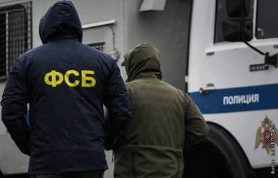 ФСБ задержала подростка по подозрению в подготовке теракта в Тамбове
