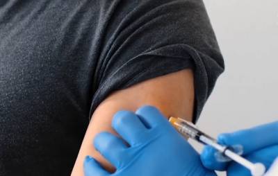 Прививка от коронавируса: украинские центры вакцинации, что нужно знать