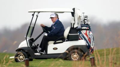Трамп отметил Рождество в гольф-клубе