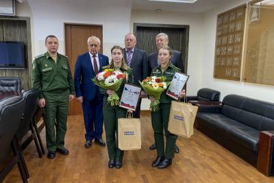 Две курсантки военной академии Твери стали региональными победителями Всероссийского исторического диктанта