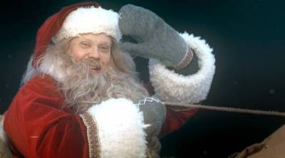 Санта-Клаус отправился в традиционное путешествие по миру — и сделал первую остановку в России