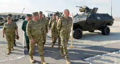 Азербайджан объявил демобилизацию военных в Карабахе