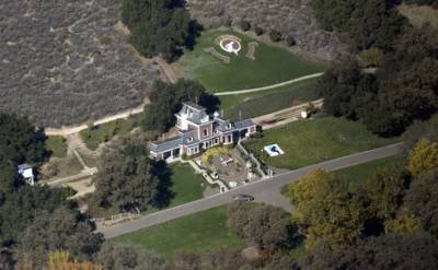 Поместье Майкла Джексона Neverland продано в Калифорнии за 22 миллиона долларов