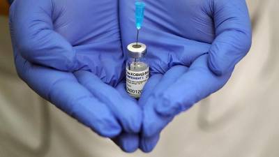 Попова заявила об эффективности российских вакцин против мутаций COVID-19