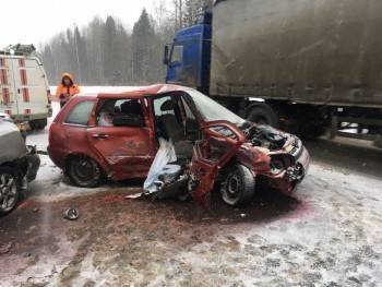 Стали известны подробности смертельной аварии на трассе Вологда-Тихвин