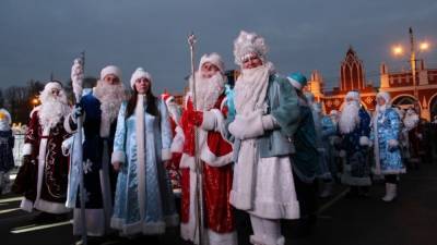 В Кремле прокомментировали возможность сокращения новогодних праздников