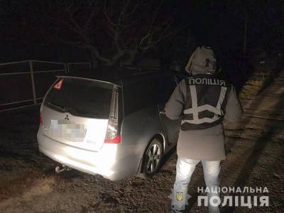 Украинца, который нелегально возил людей в ОРДЛО, поймали с поличным: фото, видео