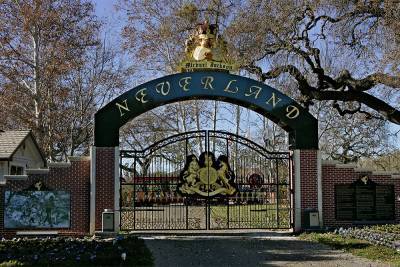 Усадьбу Майкла Джексона «Неверленд» продали за $22 млн. За нее просили $100 млн