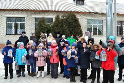 Рязанские полицейские провели новогодний утренник в школе-интернате