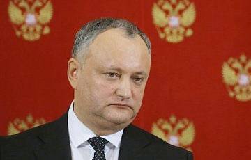 Додон покинул администрацию президента Молдовы под крики «Вор!»