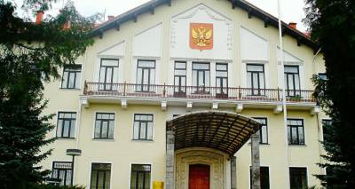 Посольство РФ в Литве посоветовало властям страны меньше думать о "дьявольских соблазнах"
