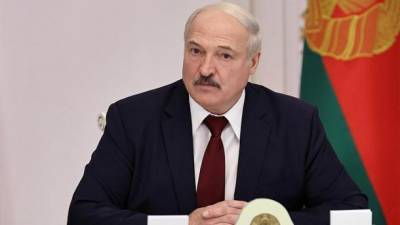 "Везли тонны оружия через Украину": Лукашенко сообщил о задержании "террористов" в Беларуси