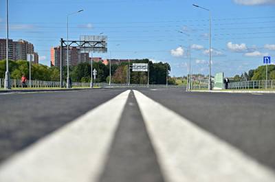 На развитие дорожной инфраструктуры в Петербурге выделили почти миллиард рублей