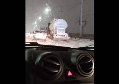 Опубликовано видео с последствиями снегопада в Рязани