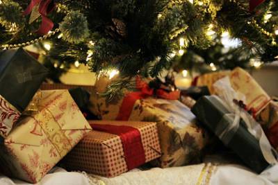 Европейцы решили перепродать подарки в первый же день после Рождества