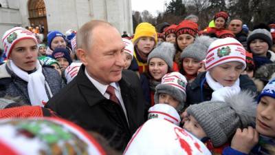 Попросивший у Путина акции нефтяных компаний школьник получил подарок