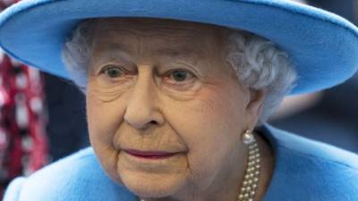 Британцам по ТВ показали фейковое поздравление с Рождеством от Елизаветы II