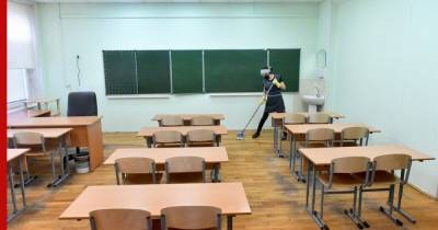 Московские школьники 6-11 классов могут вернуться к очному обучению с января
