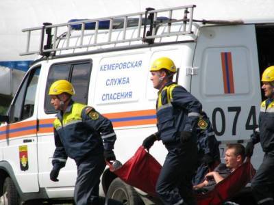 Глава города Кемерово поздравил спасателей с профессиональным праздником