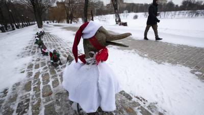 Москвичам обещают снежную новогоднюю ночь