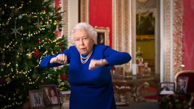 Королевский фейк: британцев возмутило видео с фальшивой Елизаветой II