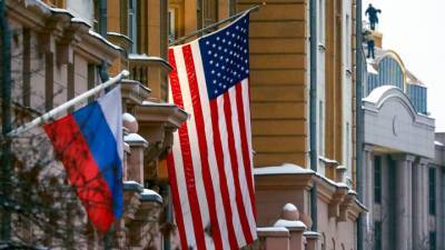 Посольство РФ: США стали инициаторами "визовой войны" с Россией