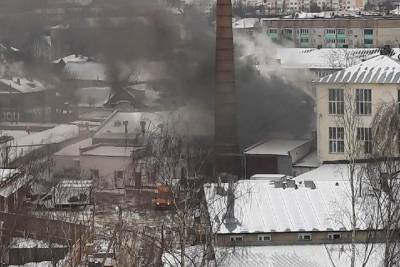 МЧС: пожар на костромском хлебозаводе обошелся без жертв и разрушений