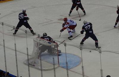 Россияне обыграли американцев на молодежном ЧМ по хоккею