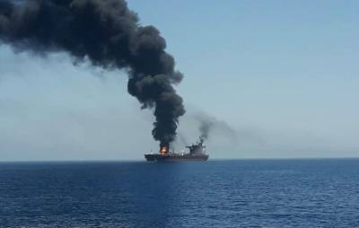 Йеменские хуситы попытались подорвать корабль в Красном море