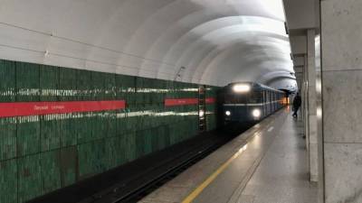 В Петербурге участок "красной" линии метро начнут проектировать в 2022 году