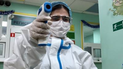 Медики РФ зафиксировали рекордные 3 млн заражений коронавирусом за пандемию