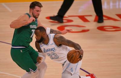 НБА: Лейкерс разгромили Даллас, Бруклин обыграл Бостон