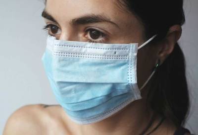 Эпидемиолог Александр Горелов напомнил правила ношения масок на улице