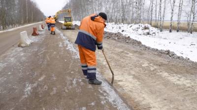 Продолжается реконструкция дороги в рязанском посёлке Лесной