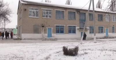 Скандал в школе под Днепром: первоклассницу выгнали из класса в День святого Николая, потому что мама не сдала деньги
